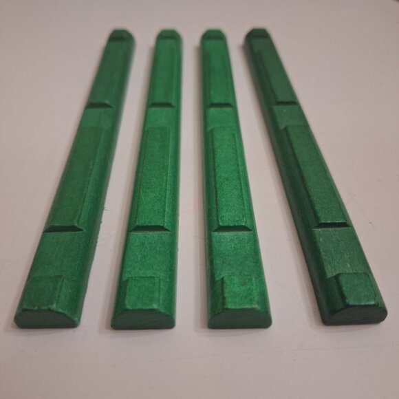 Lincoln Logs Wooden Flat Green‎ Replacement Pieces 3 Notch 8 Inch Long Half - Picture 1 of 8